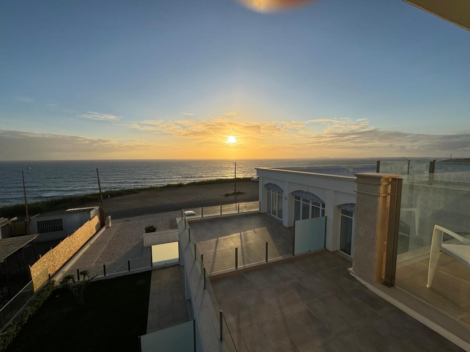Ocean View Apartments Lourinhã Esterno foto